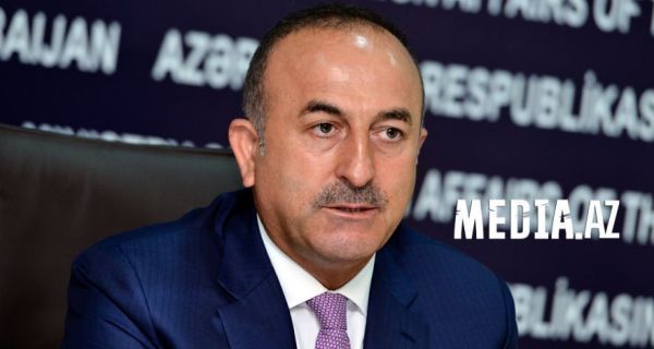 Мевлют Чавушоглу прибыл в Азербайджан