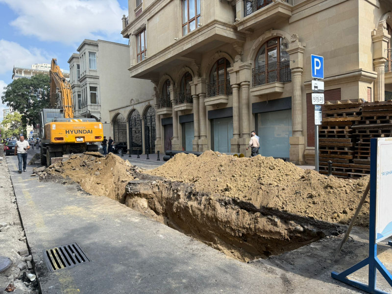 İslam Səfərli küçəsi təmir edilir