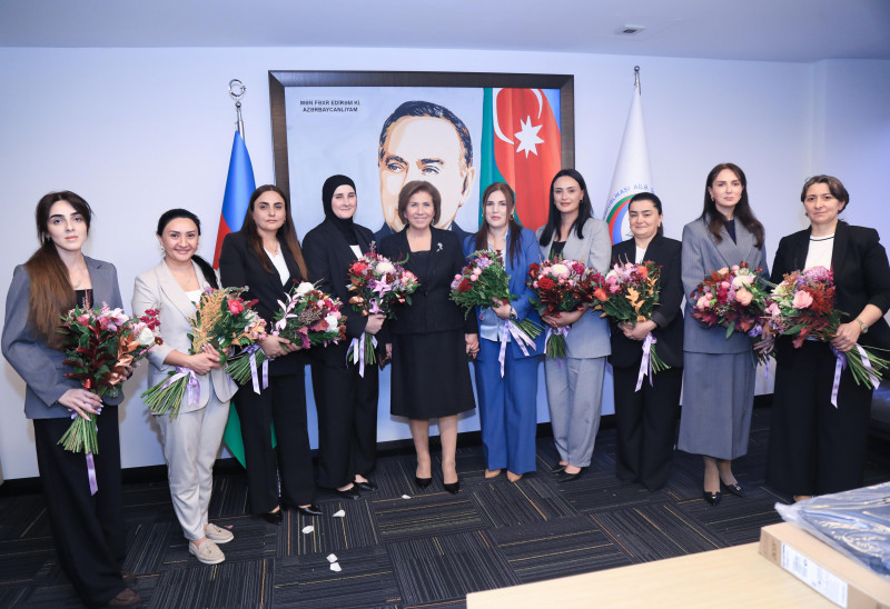 Azərbaycanda qızlar üçün ilk dünyəvi məktəb açıldı