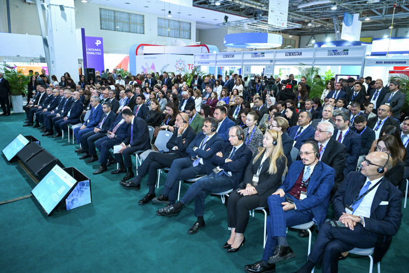 “Medinex 2025” öz işinə başladı