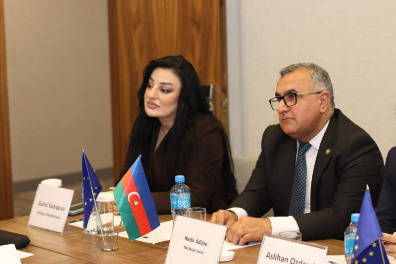 Mediatorların peşə bacarıqları təkmilləşdirilir