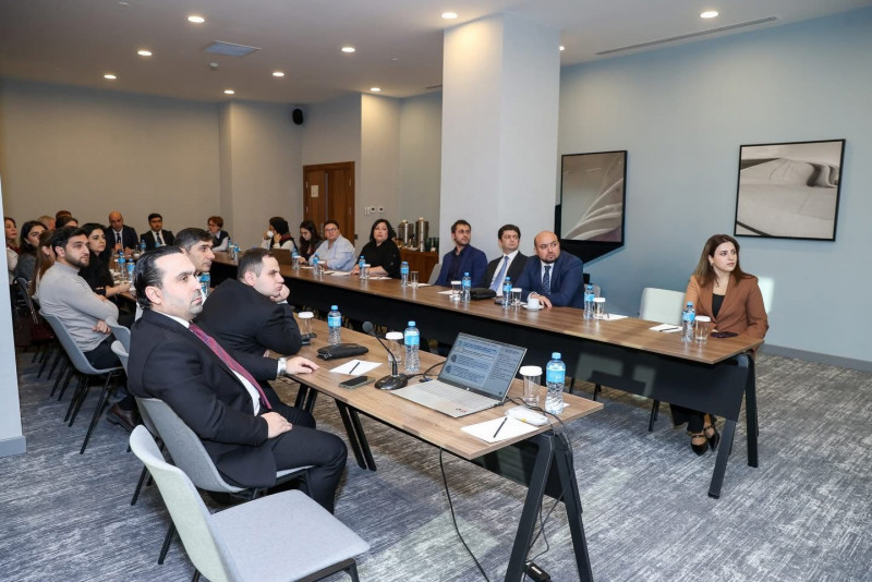 Biznes ictimaiyyəti ilə görüşlər keçirilir