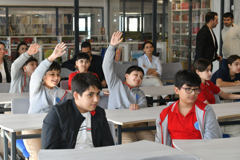 ETX məktəblilərin kibertəhlükəsizlik sahəsində maarifləndirilməsini davam etdirir