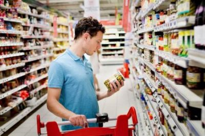 Marketlərdə bizi necə aldadırlar? - Vaxtı keçmiş məhsullar yenidən satışa qayıdır Marketlərdə bizi necə aldadırlar? - Vaxtı keçmiş məhsullar yenidən satışa qayıdır