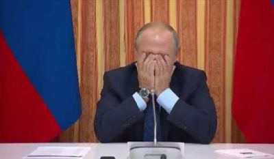 Nazirin "quş" buraxması Putini güldürdü - Rəsmi müşavirədə