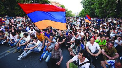 Ermənistanda Baş Nazirlə danışıqlar iflasa uğradı