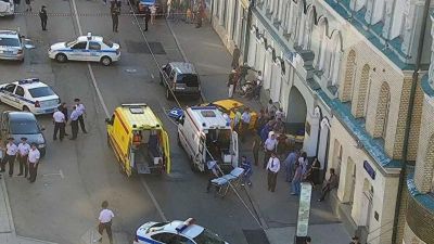 Moskvada sürücü avtomobili piyadaların üzərinə sürdü - 8 yaralı