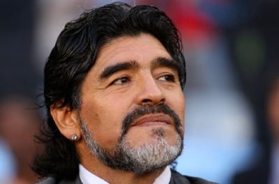 Maradona uşaq kimi ağladı - FOTO
