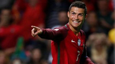 Ronaldo buna da "etdi" - VİDEO