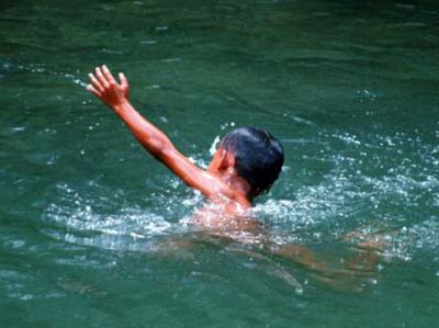 7 yaşlı azərbaycanlı su kanalında boğuldu - Gürcüstanda