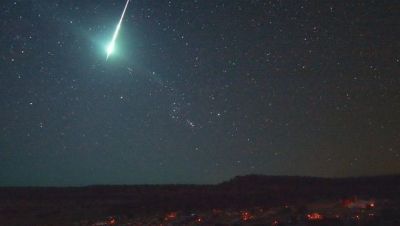 Qədim meteorit Yaponiyada evin damını deşdi