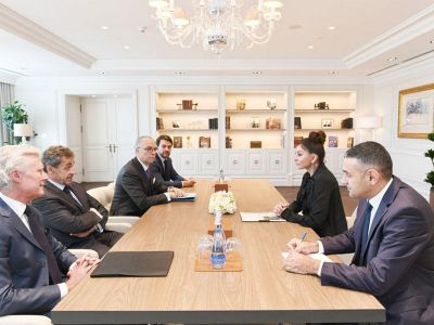 Azərbaycanın Birinci vitse-prezidenti Mehriban Əliyeva Nikola Sarkozi ilə görüşüb - FOTOLAR