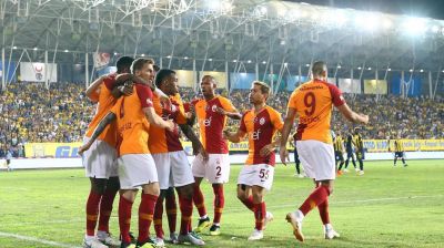 “Qalatasaray”ın futbolçusu "Ştutqart"da - RƏSMİ - FOTO