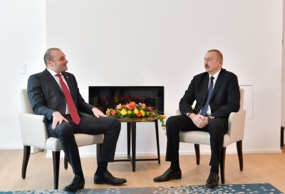 Azərbaycan Prezidenti görüş keçirib