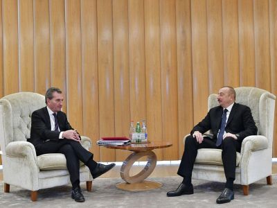 Prezident İlham Əliyev Avropa Komissiyasının büdcə və insan resursları üzrə komissarı ilə görüşüb