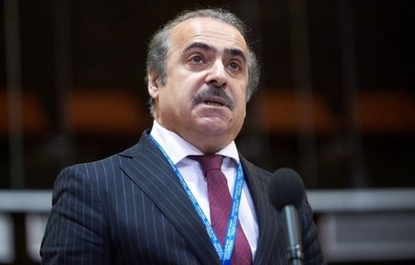 Deputat: Müstəqillik illərində doğulanlar soyadını dəyişməlidir - MÜSAHİBƏ Deputat: Müstəqillik illərində doğulanlar soyadını dəyişməlidir - MÜSAHİBƏ