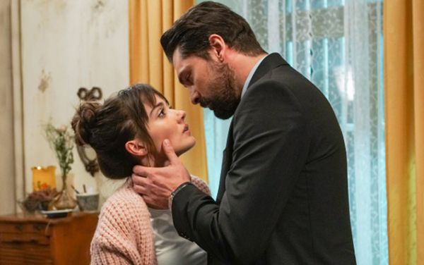 Baş qəhrəmanlar serialdan gedir Baş qəhrəmanlar serialdan gedir