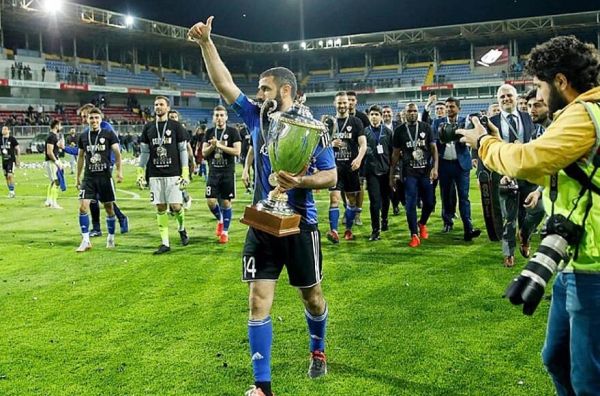 “Qarabağ”lı futbolçuların fədakarlığı - 700 bilet necə alındı? “Qarabağ”lı futbolçuların fədakarlığı - 700 bilet necə alındı?