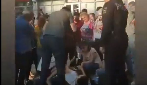 Bakıda oruc tutan gəncin başına iş gəldi - VİDEO Bakıda oruc tutan gəncin başına iş gəldi - VİDEO