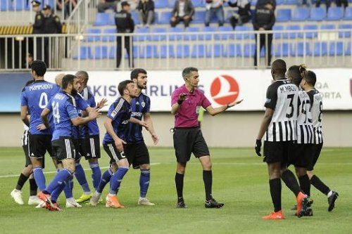 "Neftçi"ni çempionluqdan edən 5 səbəb "Neftçi"ni çempionluqdan edən 5 səbəb