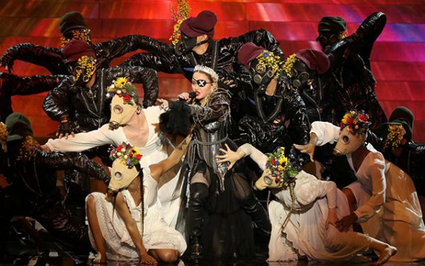 Elə bildilər Madonna da “Eurovision”a qatılıb - VİDEO