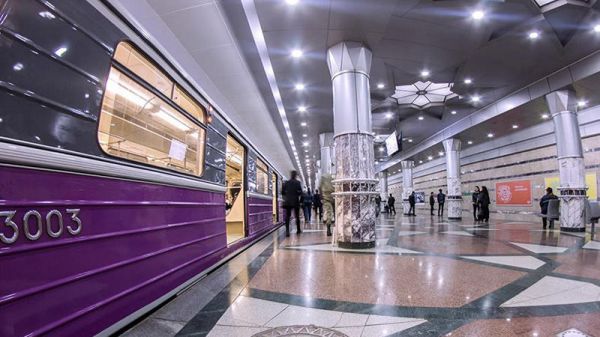 Bakı metrosunda ana övladını itirdi Bakı metrosunda ana övladını itirdi