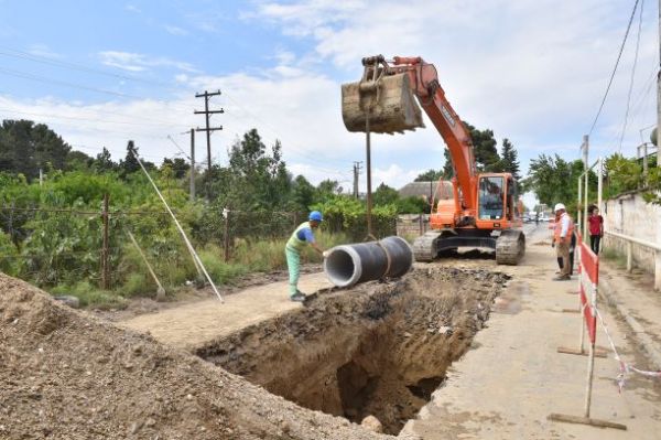 Şirvan şəhərində kanalizasiya kollektorlarının tikintisi davam etdirilir