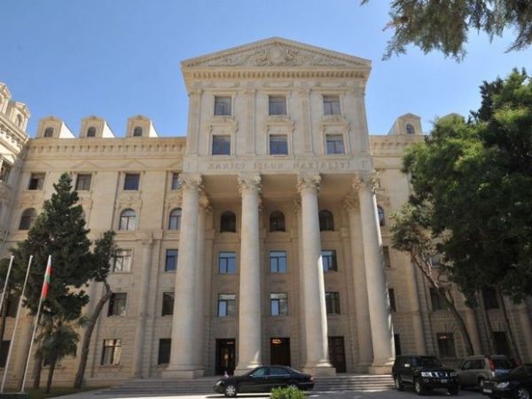 XİN - Türkiyə vətəndaşları Azərbaycanda 30 gün vizasız qala bilər XİN - Türkiyə vətəndaşları Azərbaycanda 30 gün vizasız qala bilər