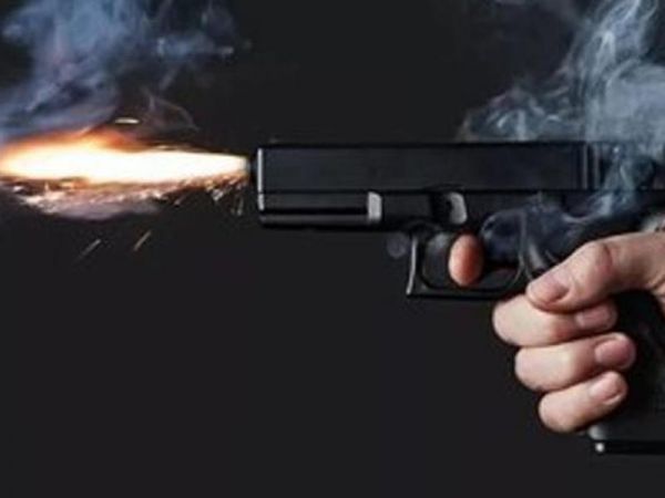 65 yaşlı kişidən DƏHŞƏTLİ CİNAYƏT - arvadı və qızını güllələdi, sonra... 65 yaşlı kişidən DƏHŞƏTLİ CİNAYƏT - arvadı və qızını güllələdi, sonra...