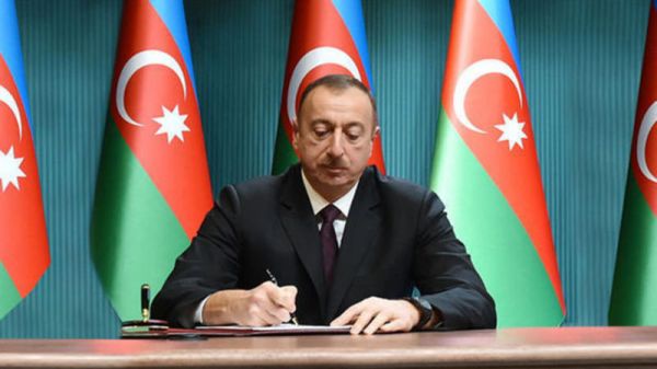 Prezident SƏRƏNCAM İMZALADI Prezident SƏRƏNCAM İMZALADI