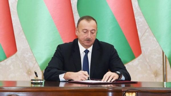 Prezident FƏRMAN İMZALADI Prezident FƏRMAN İMZALADI