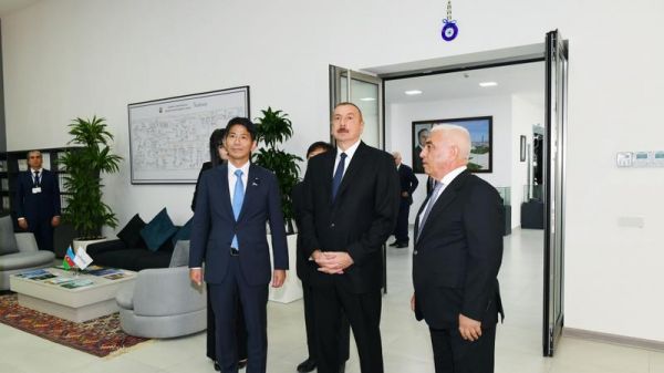 İlham Əliyev stansiyanın açılışında - FOTOLAR