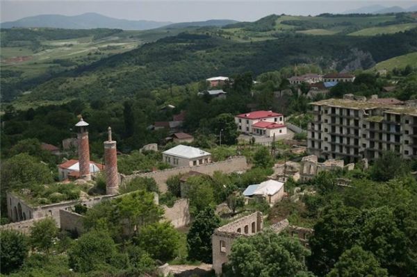 Erməni hiyləsi: Qarabağla bağlı təhlükəli vəziyyət Erməni hiyləsi: Qarabağla bağlı təhlükəli vəziyyət
