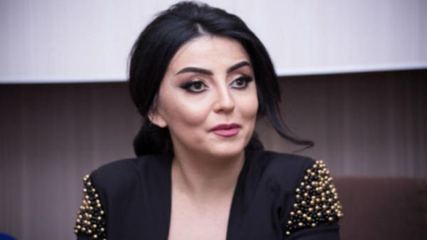 Afət Fərmanqızından Sami Yusifin Nəsiminin qəzəlini oxumasına ŞOK REAKSİYA: - 1000 manat verin! Afət Fərmanqızından Sami Yusifin Nəsiminin qəzəlini oxumasına ŞOK REAKSİYA: - 1000 manat verin!