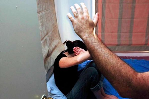 Atadan DƏHŞƏTLİ ƏMƏL: Qızının əxlaqsızlıq etdiyini öyrənib təcili Bakıya gəldi və...