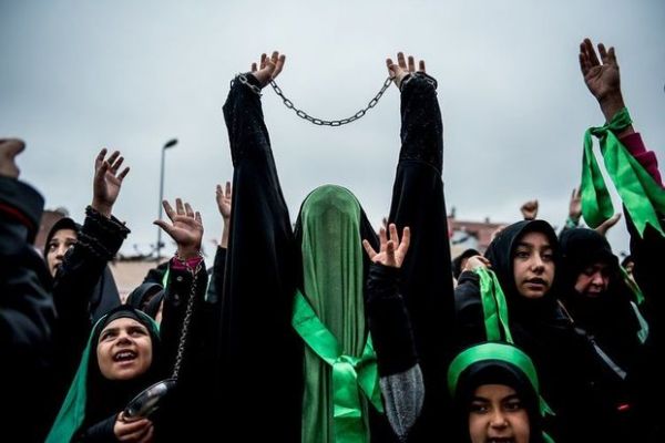 Aşura günü Kərbəlada faciə - 35 ölü, 100-dən çox yaralı Aşura günü Kərbəlada faciə - 35 ölü, 100-dən çox yaralı