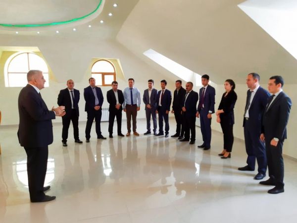 Özünüməşğulluq proqramı üzrə yeni peşəkar təlimçilərin hazırlanmasına başlanıb Özünüməşğulluq proqramı üzrə yeni peşəkar təlimçilərin hazırlanmasına başlanıb