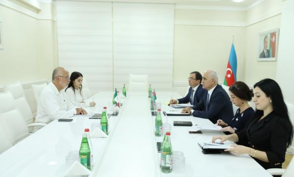 Meksika səfiri İqtisadiyyat Nazirliyində olub Meksika səfiri İqtisadiyyat Nazirliyində olub