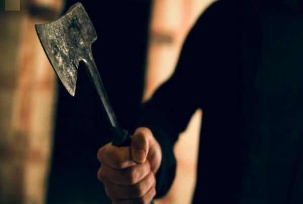 Bakıda bağban 70 yaşlı arvadına “gözü düşən” ev sahibini baltaladı - - MƏHKƏMƏ Bakıda bağban 70 yaşlı arvadına “gözü düşən” ev sahibini baltaladı - - MƏHKƏMƏ