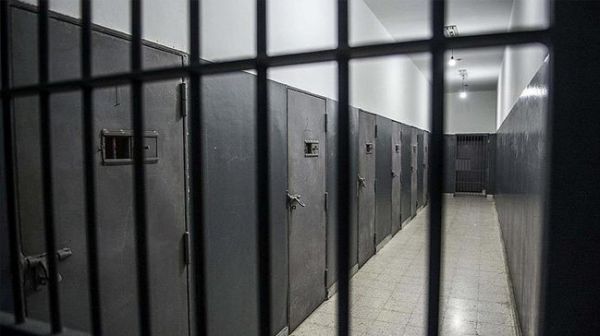 Bakıda dəhşətli cinayət - Arvadına sataşdığı üçün müdiri öldürdü Bakıda dəhşətli cinayət - Arvadına sataşdığı üçün müdiri öldürdü