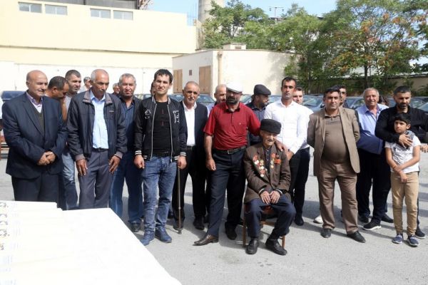 ƏƏSMN daha 50 avtomobili Qarabağ müharibəsi əlillərinə təqdim etdi ƏƏSMN daha 50 avtomobili Qarabağ müharibəsi əlillərinə təqdim etdi
