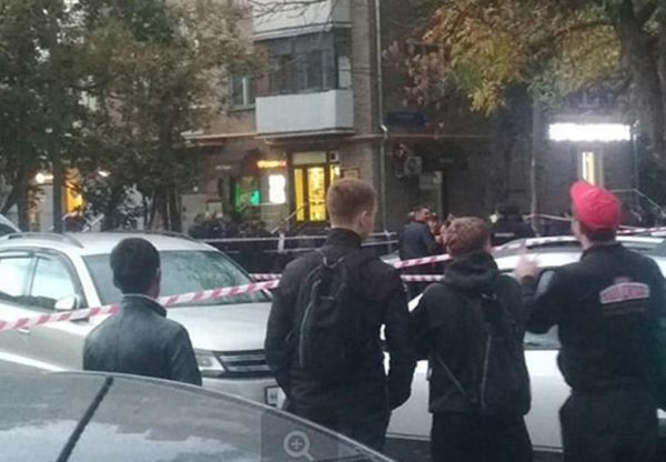 Moskvada polis rüşvətə görə həmkarlarını güllələdi
