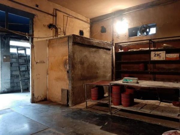 В Мингячевире обнаружен хлебный цех, работающий в антисанитарных условиях