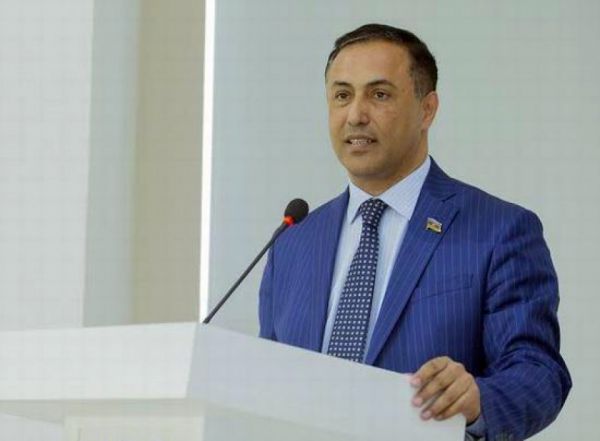 "Mehriban xanım Əliyevanın bir gündə 650 min ağac əkilməsi təşəbbüsü böyük önəm kəsb edir" "Mehriban xanım Əliyevanın bir gündə 650 min ağac əkilməsi təşəbbüsü böyük önəm kəsb edir"