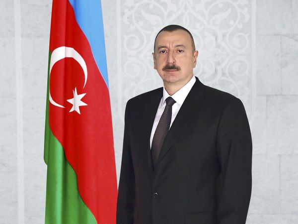 Prezident: Naxçıvan öz enerji təminatını 100 faiz bərpaolunan enerji hesabına ödəyəcək Prezident: Naxçıvan öz enerji təminatını 100 faiz bərpaolunan enerji hesabına ödəyəcək