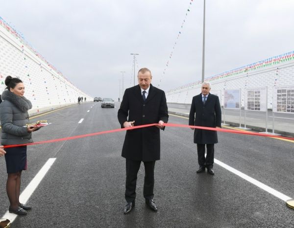 Prezident Pirşağıda avtomobil tunelinin açılışında iştirak edib