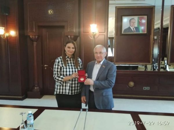 Qənirə Paşayeva Tatarıstan Dövlət Şurasının yubiley medalı ilə təltif edilib