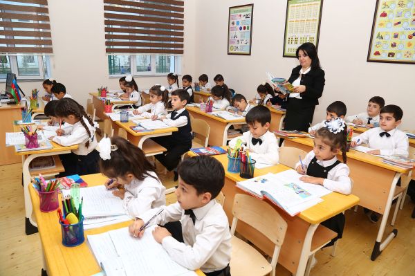 Şagirdlərin elektron yerdəyişməsinə yenidən start verilir Şagirdlərin elektron yerdəyişməsinə yenidən start verilir