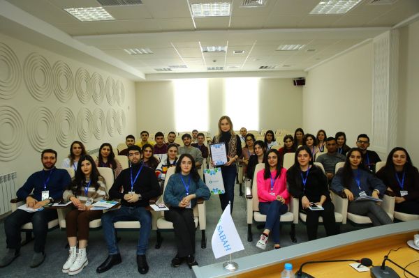 Azercell поделился опытом с талантливыми студентами групп «SABAH»