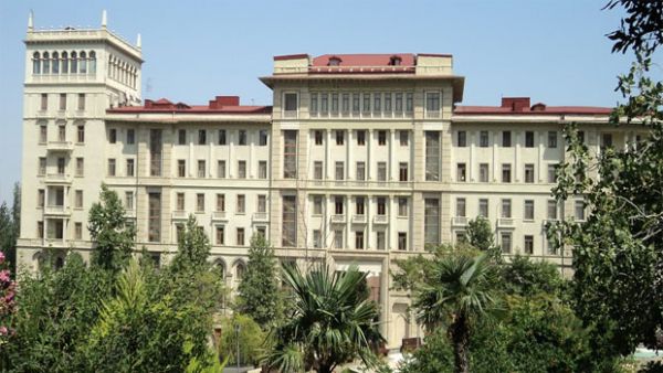 Hökumət 3 qanun barədə öhdəlik götürüb Hökumət 3 qanun barədə öhdəlik götürüb